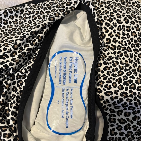 NWT🔥🐆Leopard One-Piece Swimsuit - Picture 6 of 7